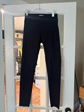 Avenue Montaigne black pull on pants, sz 2